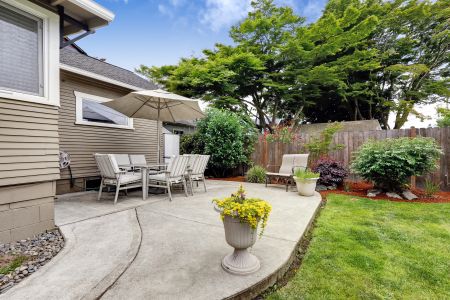 What should homeowners expect during a new concrete patio installation